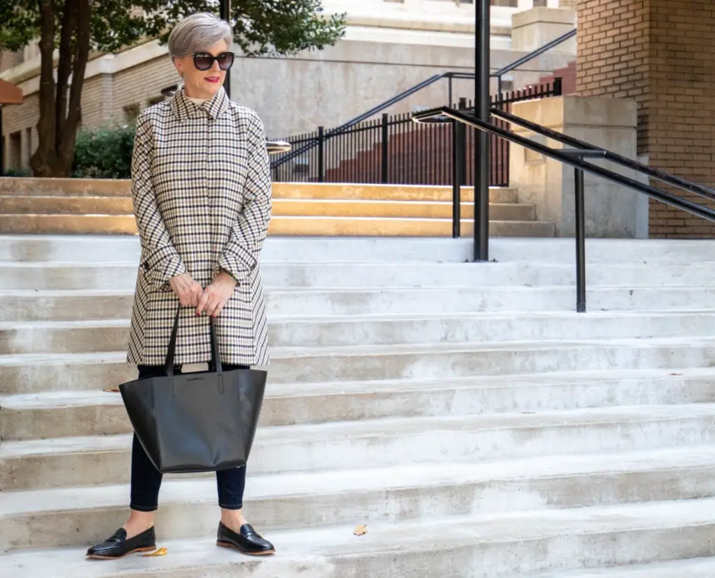 Checked Coat and Black Leggings Checked Coat and Black Leggings — Best Classy Outfits