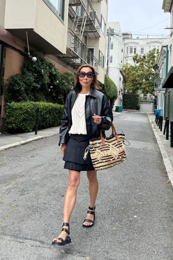 Cream Sweater and Black Pleated Mini Skirt Cream Sweater and Black Pleated Mini Skirt — Best Classy Outfits
