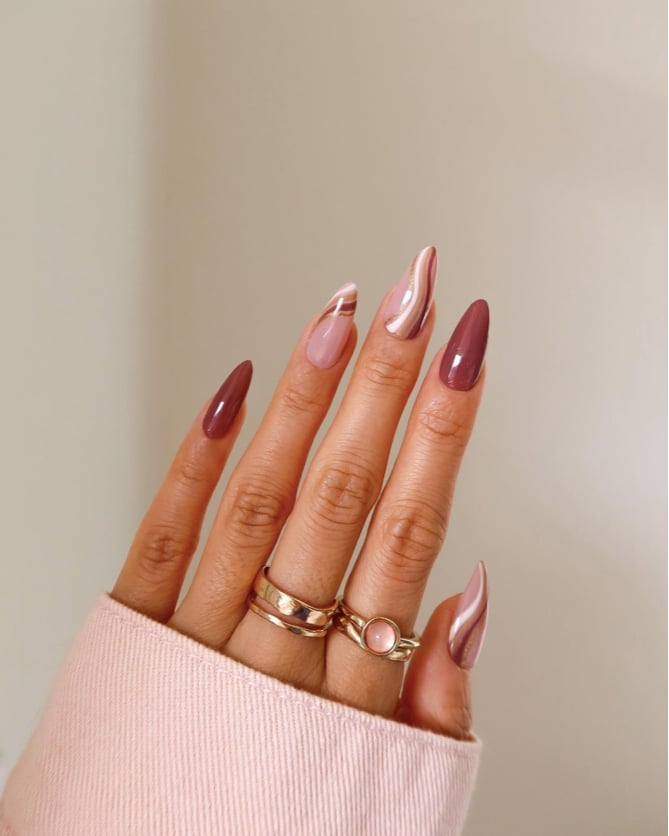 Medium Almond Nails with Mauve Abstract Wavy Lines — Best Cute Almond Nails