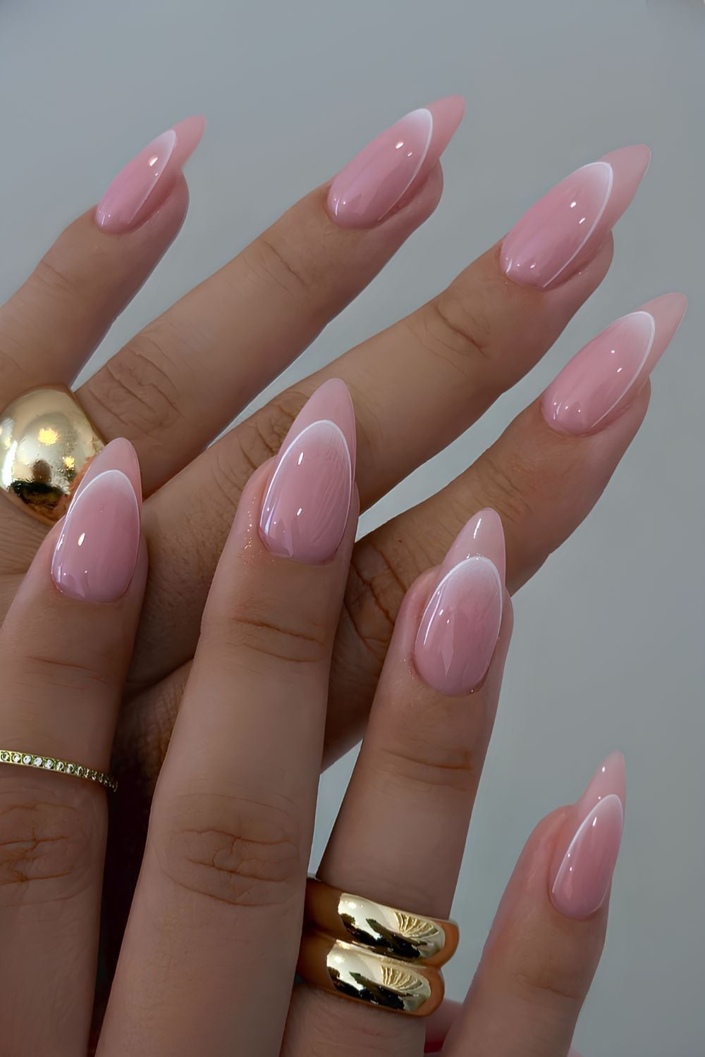 Long Almond Nails With Crisp White French Tips, глянцевый — Best Cute French Tip Nails