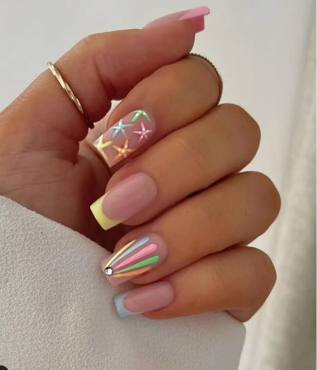 Short Square Nude With Gold Foil Flakes Short Square Nude With Gold Foil Flakes — Best Cute Square Nails