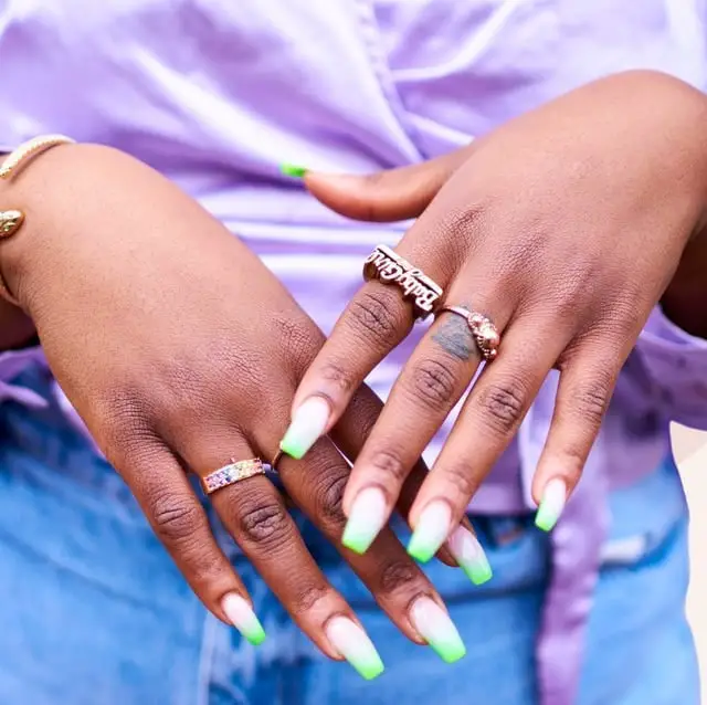 White to Lime Green Ombre Medium Square Gel Nails White to Lime Green Ombre Medium Square Gel Nails — Best Gel Nails