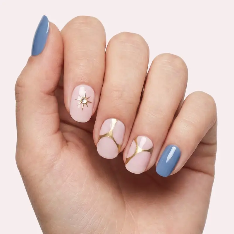 Dusty Blue and Pale Pink Medium Almond Gel Nails with Gold Lines Dusty Blue and Pale Pink Medium Almond Gel Nails with Gold Lines — Best Gel Nails