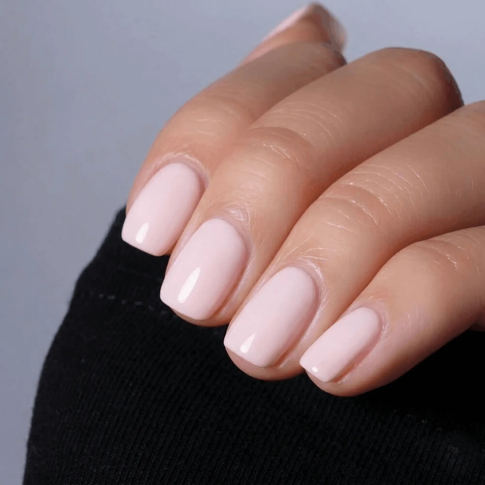 Short Oval Nude Gel Nails with Rhinestone Accents Short Oval Nude Gel Nails with Rhinestone Accents — Best Gel Nails