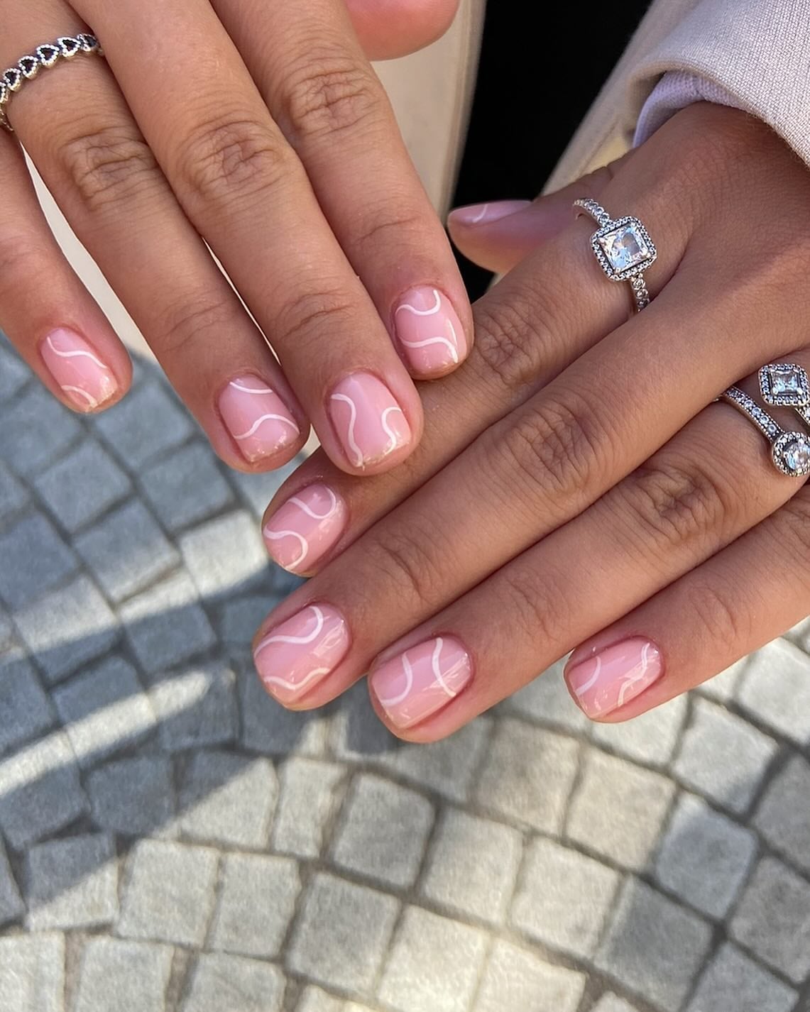 Sheer Pink White Wavy Line Short Square Nails Sheer Pink White Wavy Line Short Square Nails — Best Simple Short Nails
