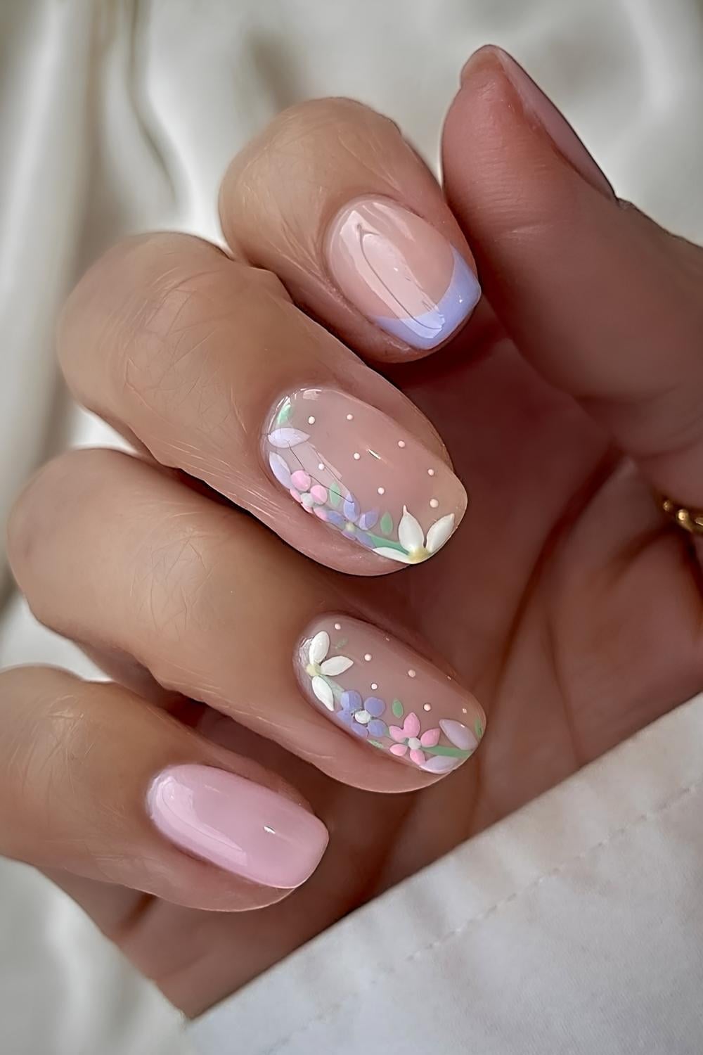 Pastel Blue French Floral Accent Short Almond Nails Pastel Blue French Floral Accent Short Almond Nails — Best Simple Short Nails