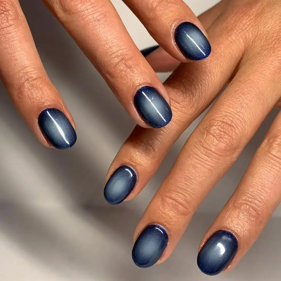 Deep Blue Cat-Eye Short Oval Nails Deep Blue Cat-Eye Short Oval Nails — Best Simple Short Nails