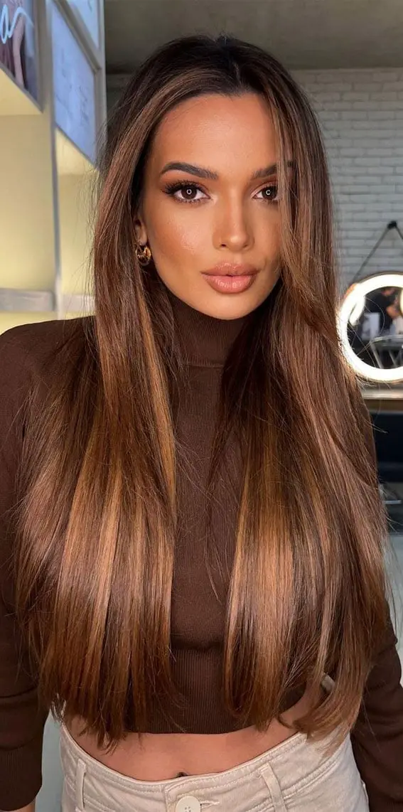 Mid-Back Straight Hair With Long Layers — Best Trendy Haircuts