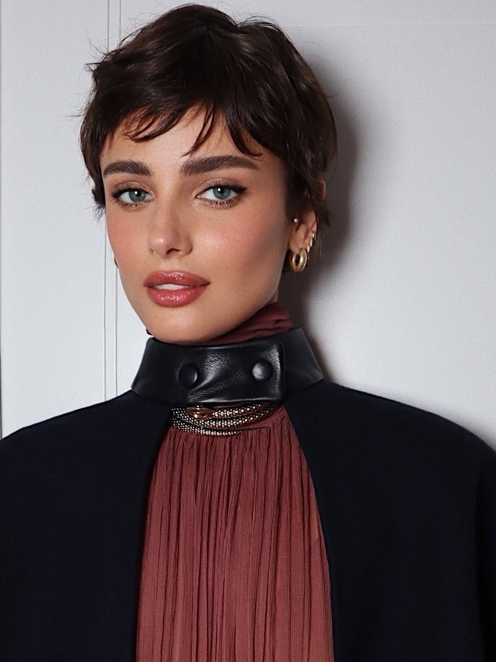 Ear Length Dark Brown Pixie With Textured Bangs — Best Trendy Haircuts