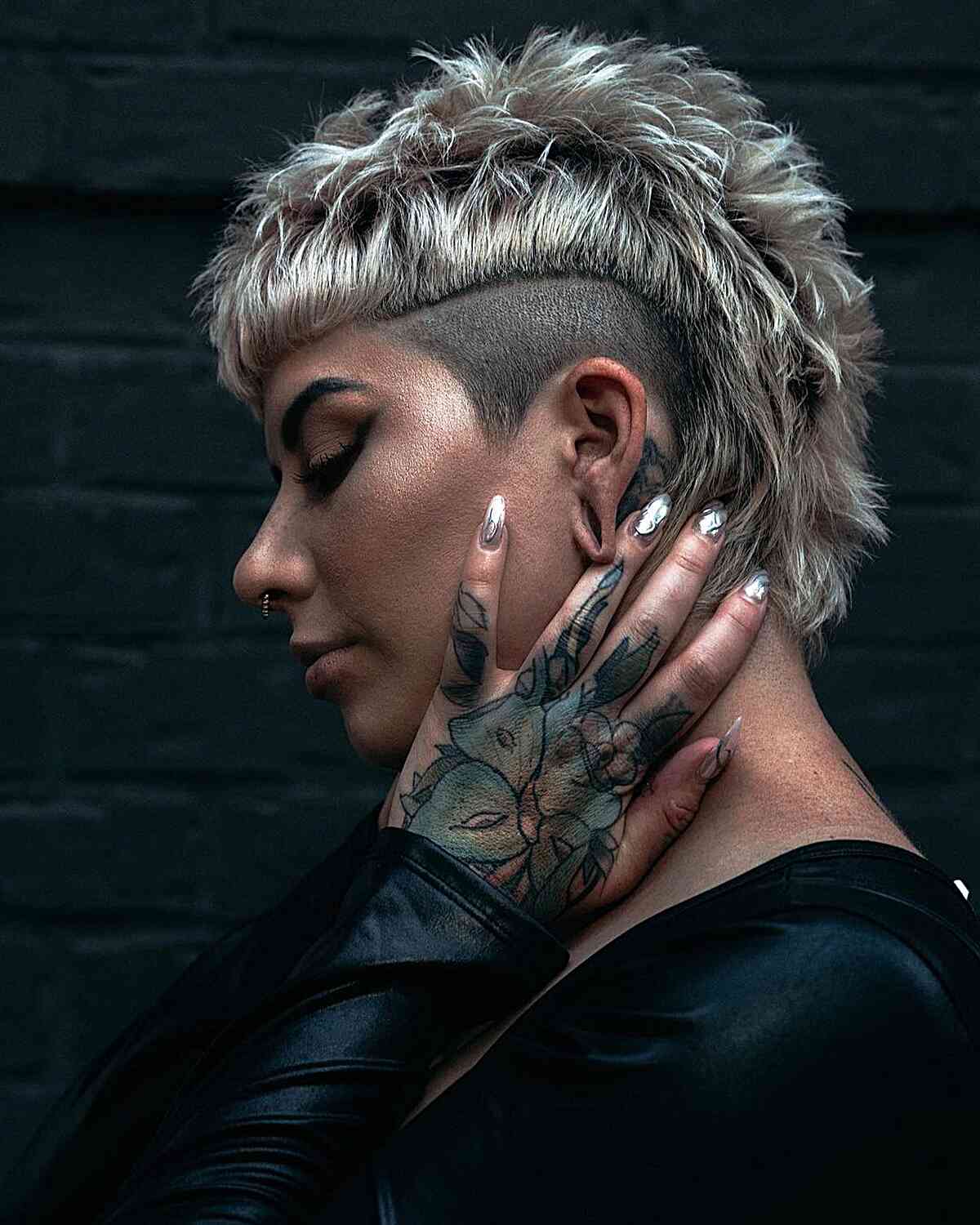 Platinum Blonde Mohawk Variation With Undercut Platinum Blonde Mohawk Variation With Undercut — Best Unique Hairstyles