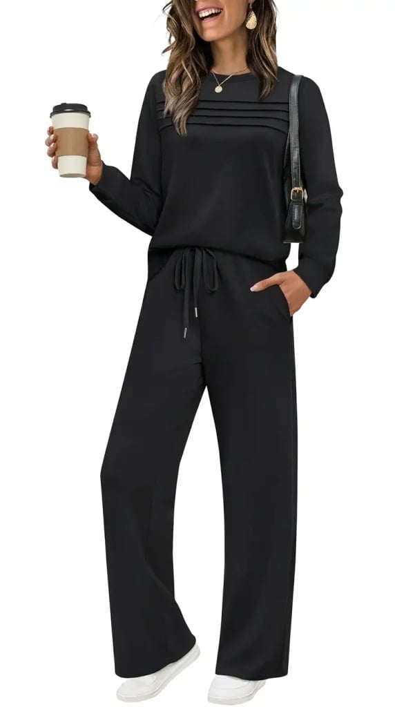 Long Sleeve Top with Pleated Detail and Relaxed Fit Sweatpants — Chic Black Sweatpants Outfit