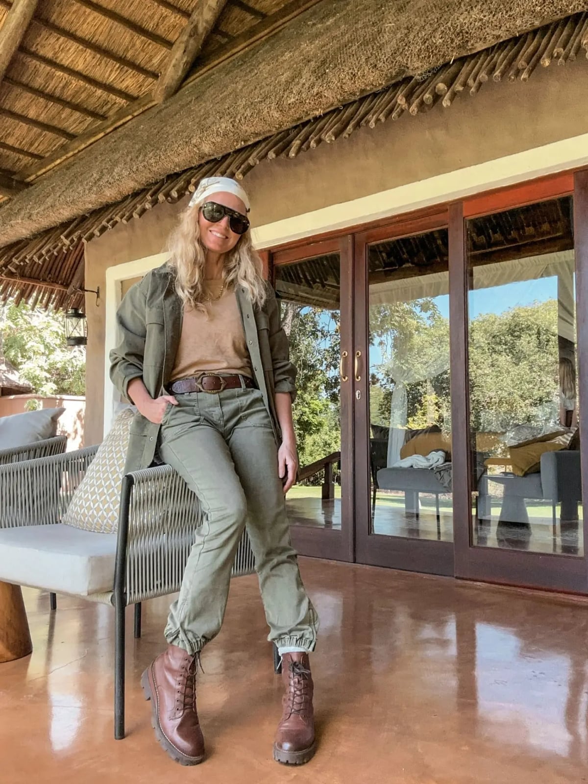 Cuffed Olive Green Cargo Pants with Utility Jacket Cuffed Olive Green Cargo Pants with Utility Jacket — Chic Green Cargo Pants Outfit