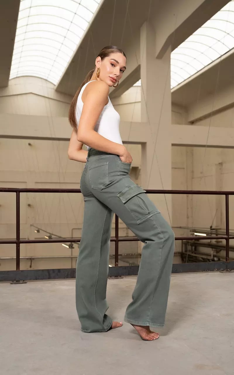 Sage Green Wide Leg Cargo Pants with White Tank Top Sage Green Wide Leg Cargo Pants with White Tank Top — Chic Green Cargo Pants Outfit