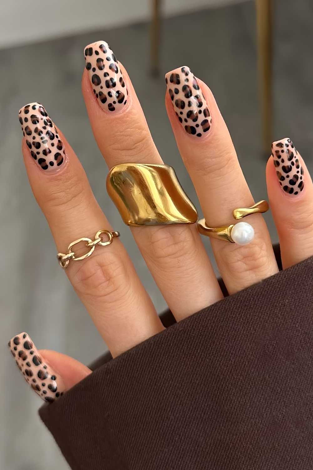 Classic Leopard French Medium Almond Nails Classic Leopard French Medium Almond Nails — Classy Animal Print Nails