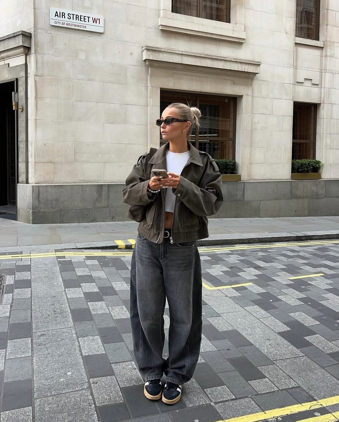 Baggy Gray Jeans With Bomber Jacket Baggy Gray Jeans With Bomber Jacket — Classy Baggy Outfits