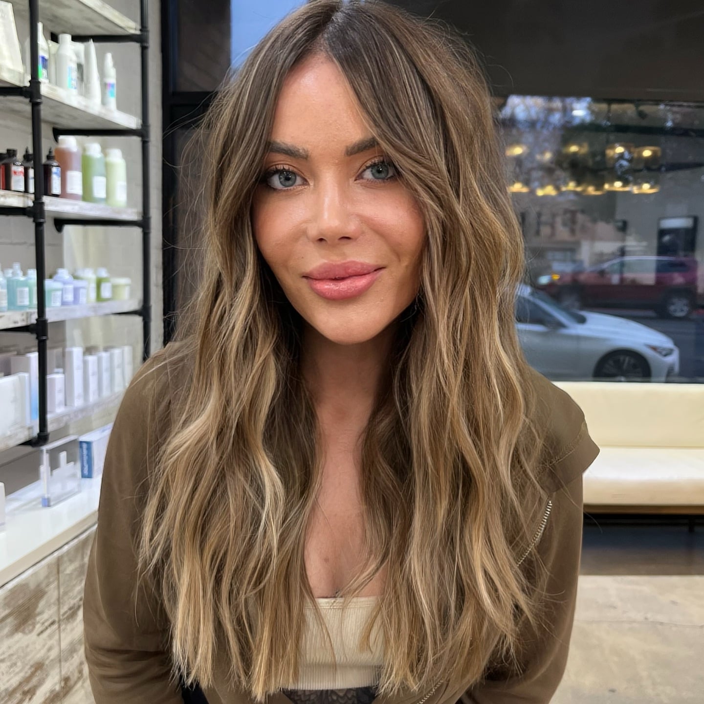 Mid-Back Dark Blonde With Beige Balayage Mid-Back Dark Blonde With Beige Balayage — Classy Balayage Hair