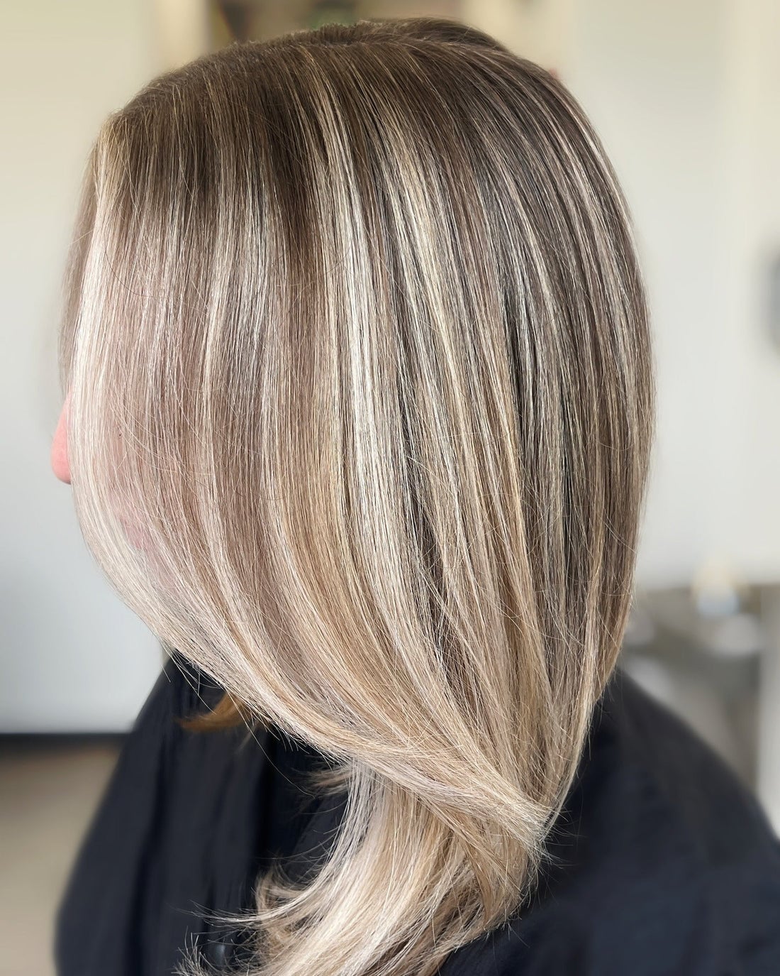 Honey Blonde Balayage On Shoulder Length Lob Honey Blonde Balayage On Shoulder Length Lob — Classy Balayage Hair Blonde