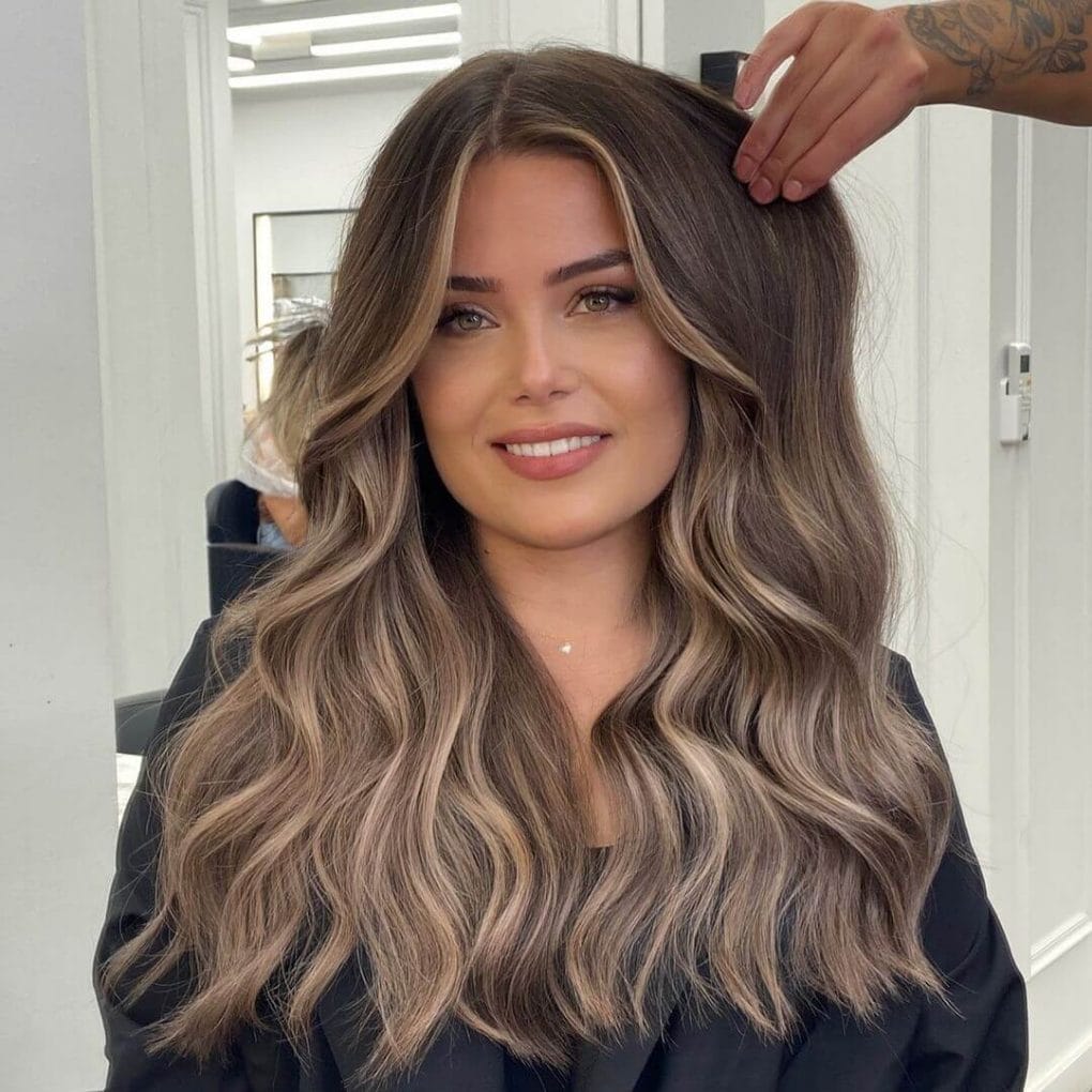 Dark Brown Base Blonde Balayage With Face-Framing Dark Brown Base Blonde Balayage With Face-Framing — Classy Balayage Hair Blonde