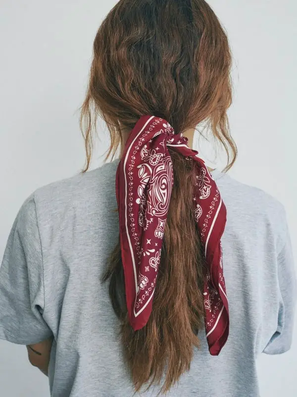 Mid-Back Auburn Ponytail With Red Bandana Tie Mid-Back Auburn Ponytail With Red Bandana Tie — Classy Bandana Hair