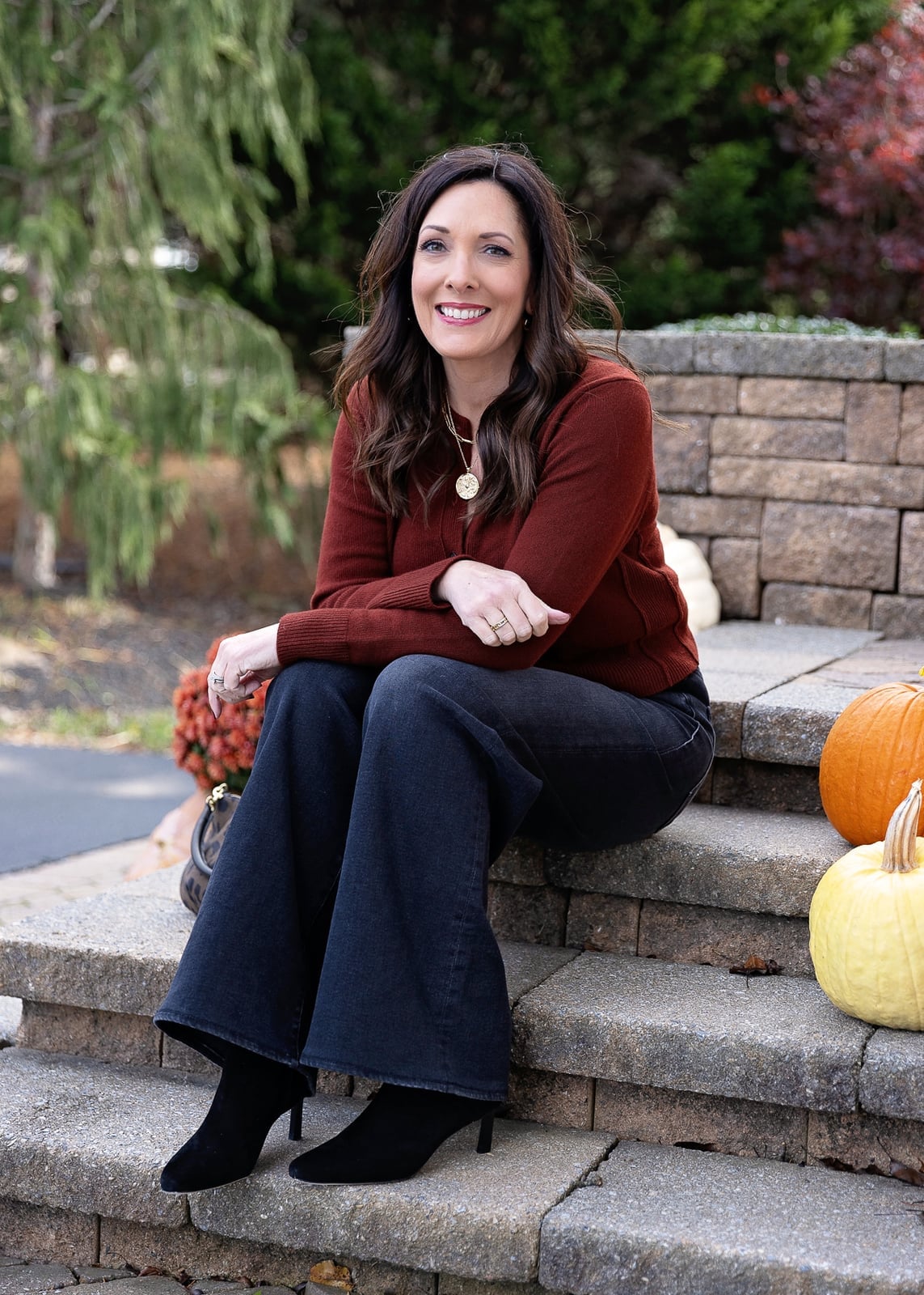 Wide Leg Black Jeans with a Rust Knit Sweater — Classy Black Jeans Outfits