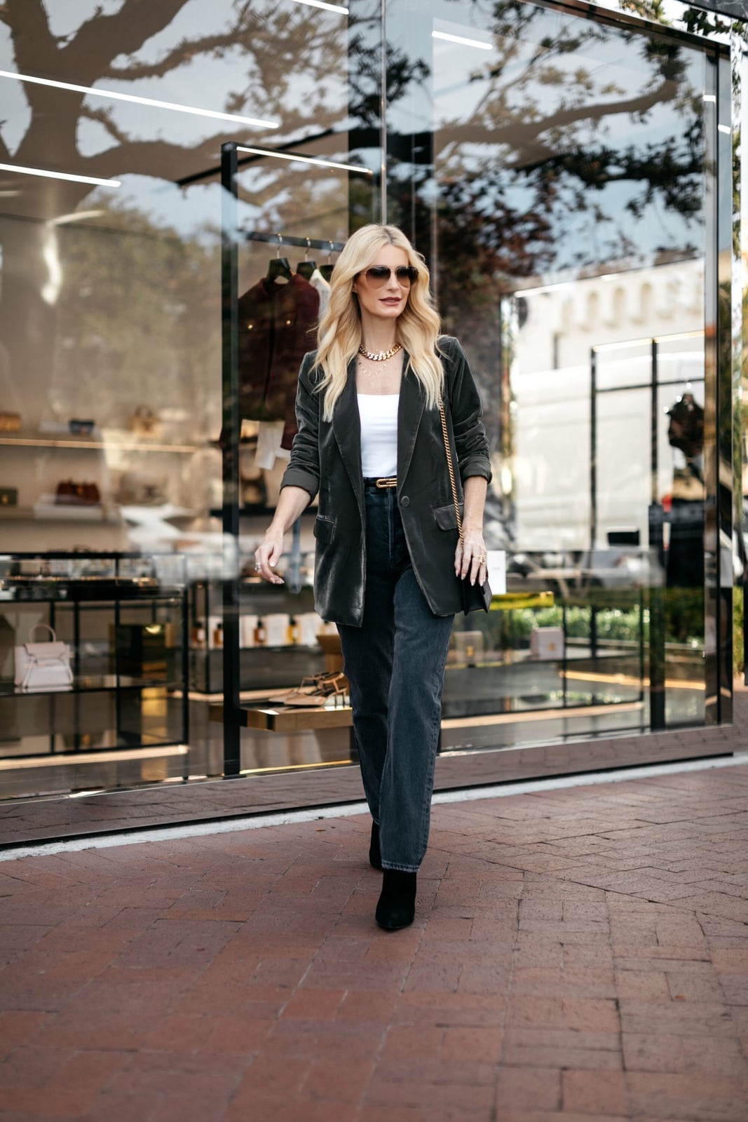 Relaxed Fit Black Jeans with Gray Velvet Blazer — Classy Black Jeans Outfits
