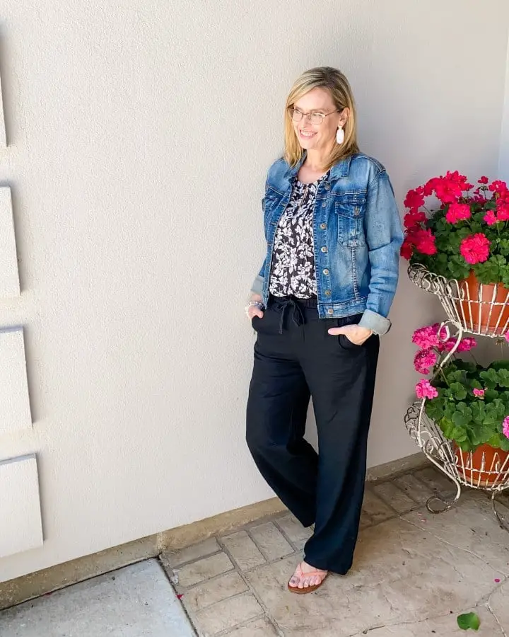 Casual Denim Jacket Over Black Linen Pants Casual Denim Jacket Over Black Linen Pants — Classy Black Linen Pants Outfit