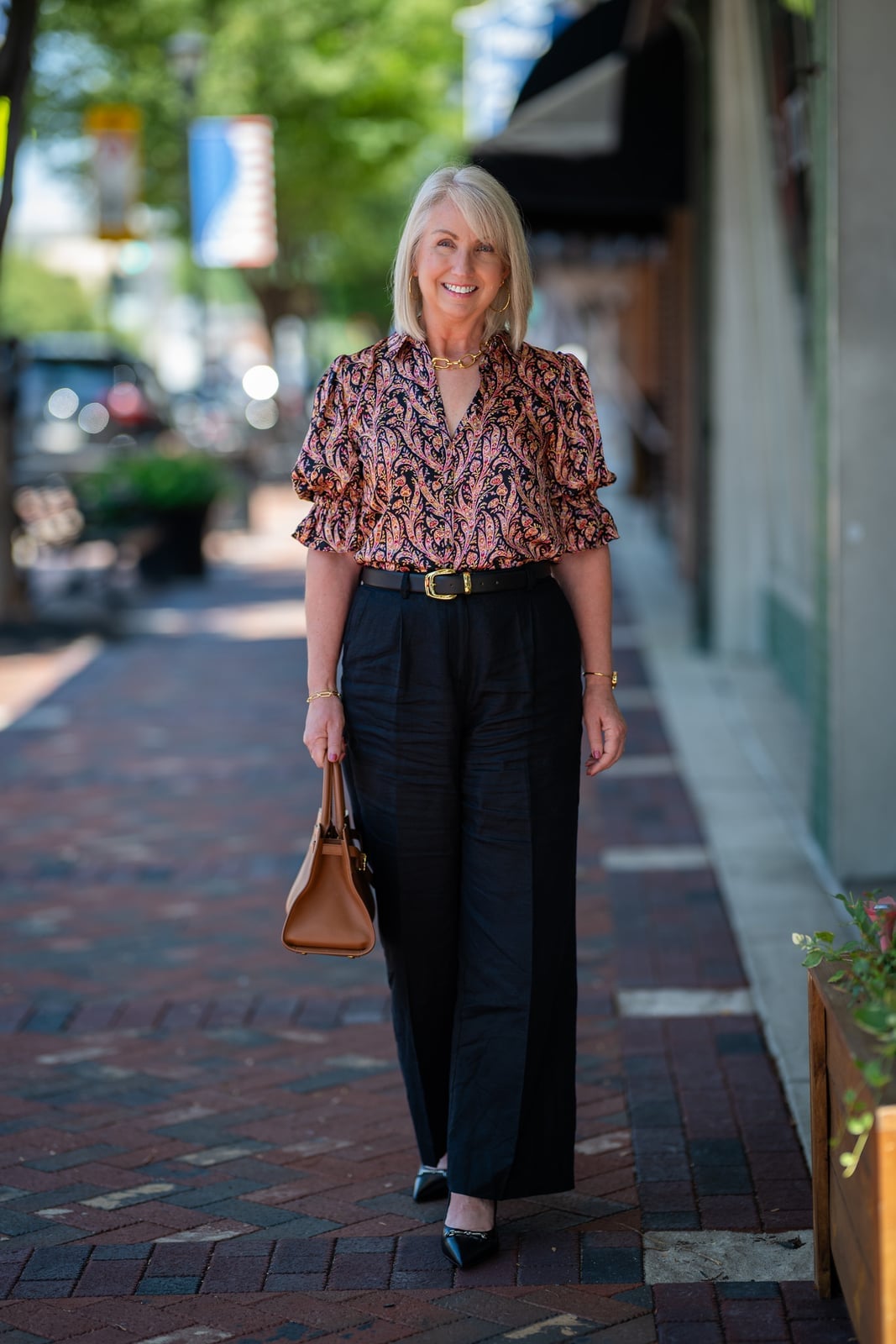 Vibrant Printed Blouse With Black Linen Pants Vibrant Printed Blouse With Black Linen Pants — Classy Black Linen Pants Outfit