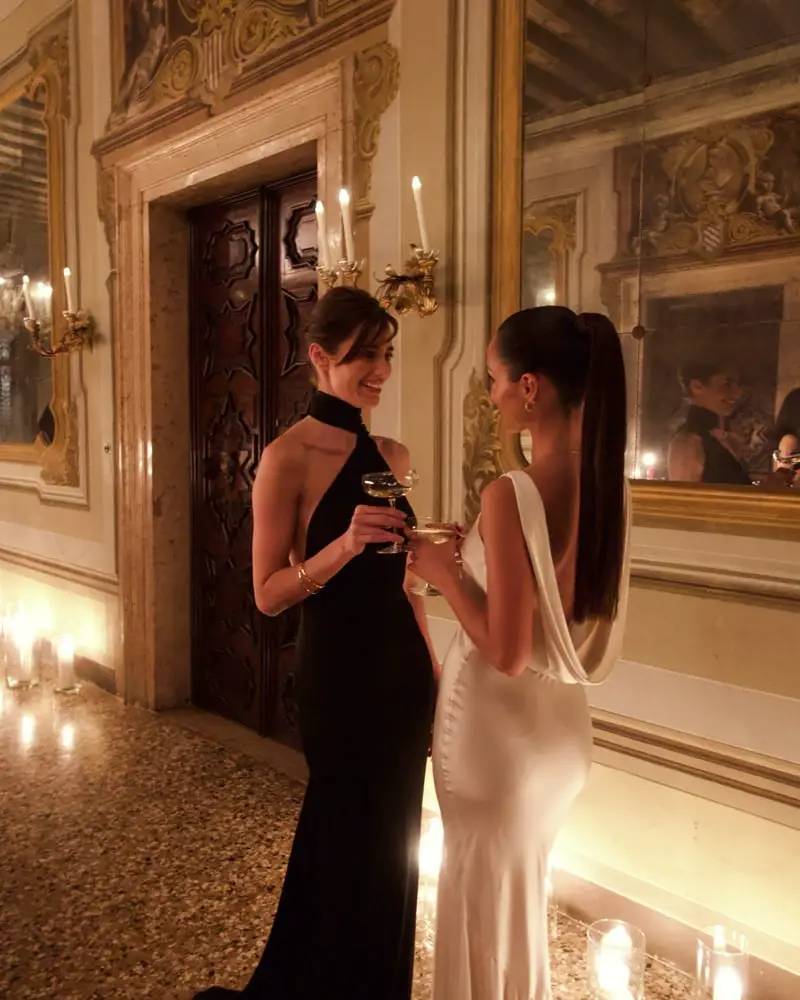 Black Halter Neck Dress With Column Silhouette Black Halter Neck Dress With Column Silhouette — Classy Black Tie Dresses