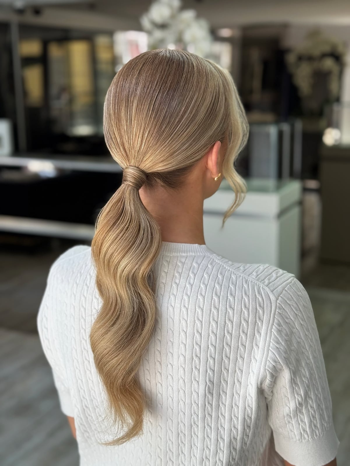 Beige Blonde Ponytail With Textured Waves — Classy Blonde Ponytail