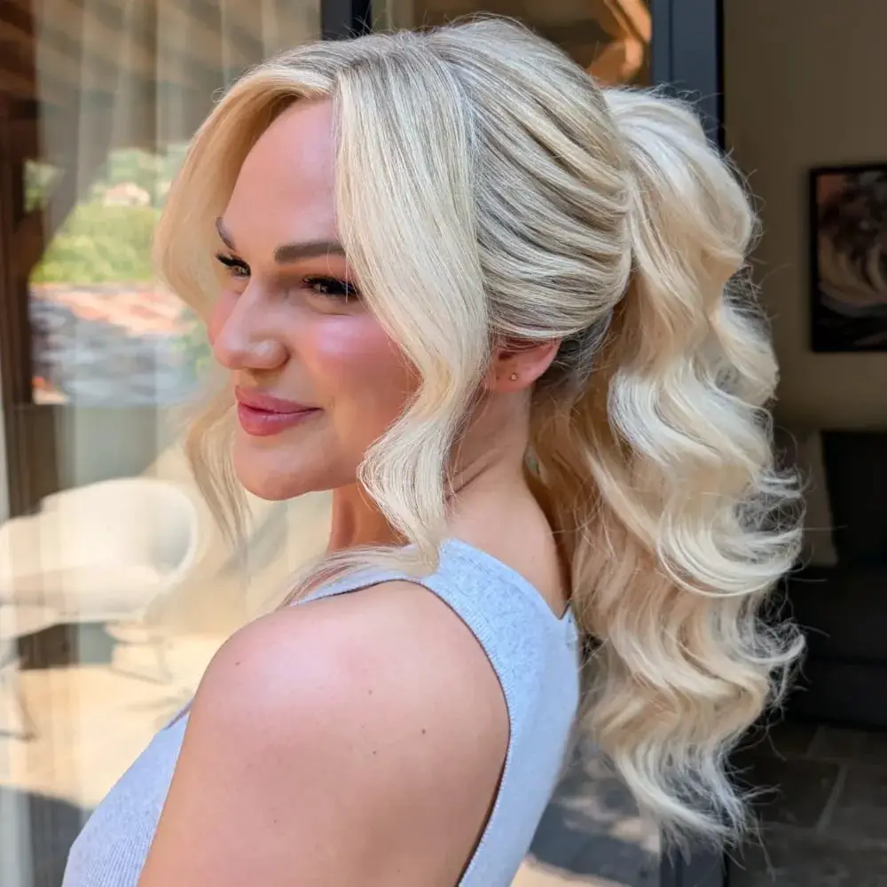 Golden Blonde Shoulder Length Ponytail — Classy Blonde Ponytail