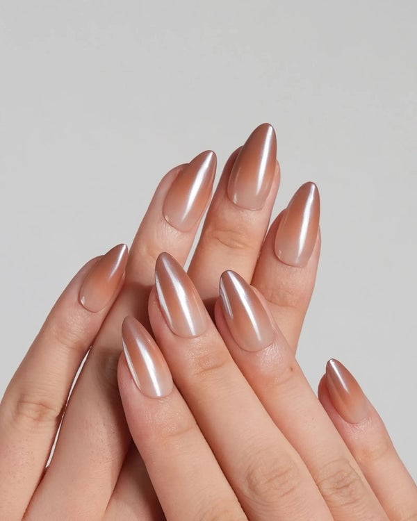 Medium Almond Nails With Chrome Gradient Medium Almond Nails With Chrome Gradient — Classy Brown Almond Nails