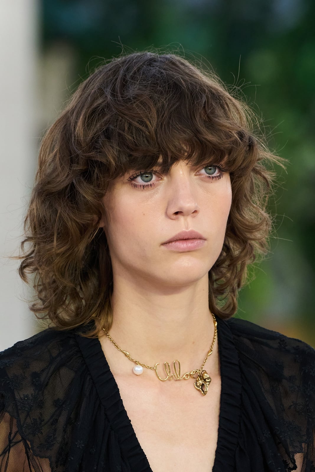 Collarbone Shag With Curtain Bangs, Wavy Collarbone Shag With Curtain Bangs, Wavy — Classy Brown Curly Hair