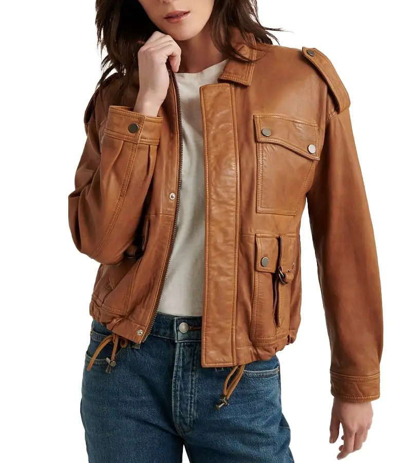Cropped Brown Utility Jacket with Blue Jeans Cropped Brown Utility Jacket with Blue Jeans — Classy Brown Leather Jacket Outfit