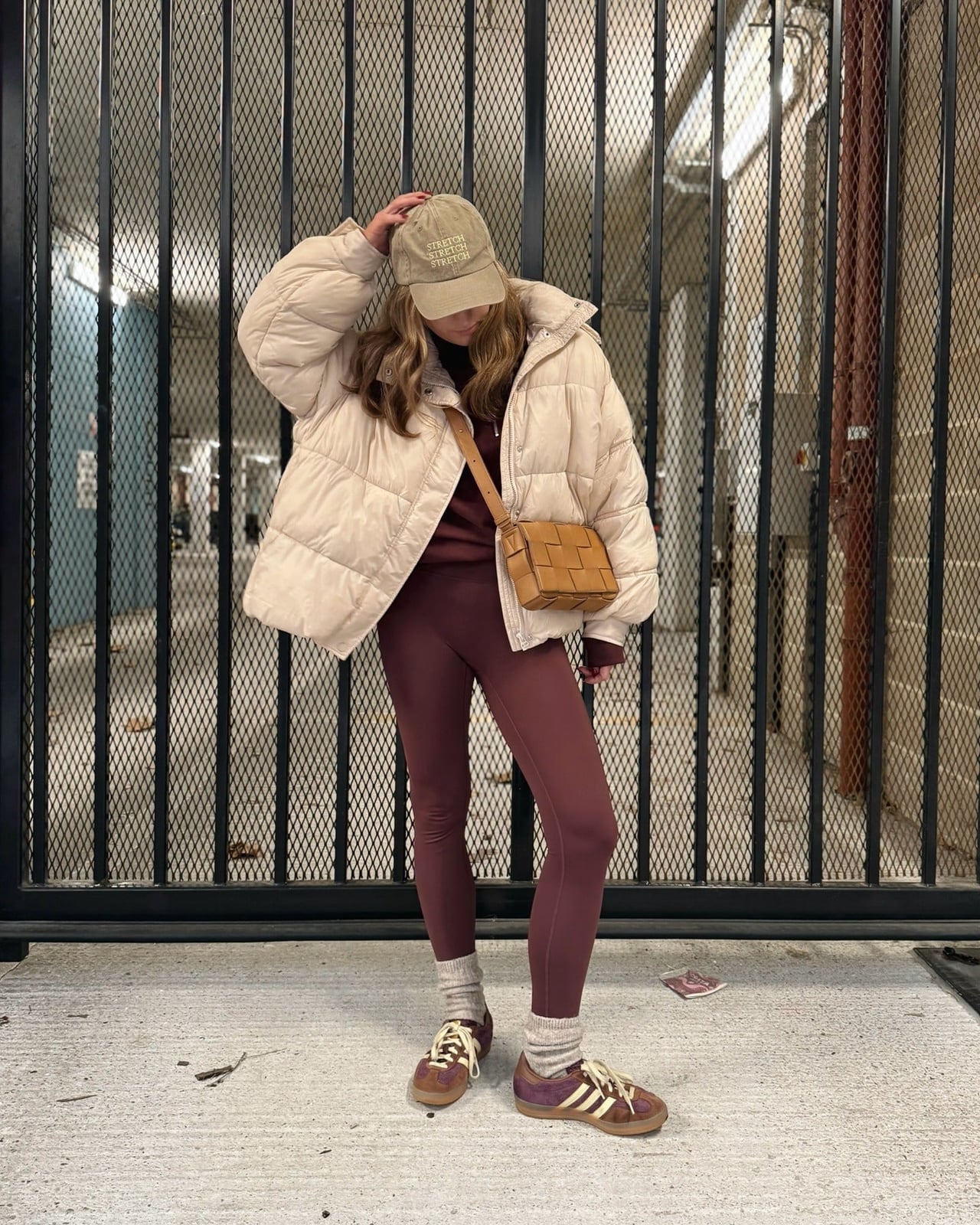 Cold Weather Brown Puffer Jacket Outfit Cold Weather Brown Puffer Jacket Outfit — Classy Brown Leggings Outfit