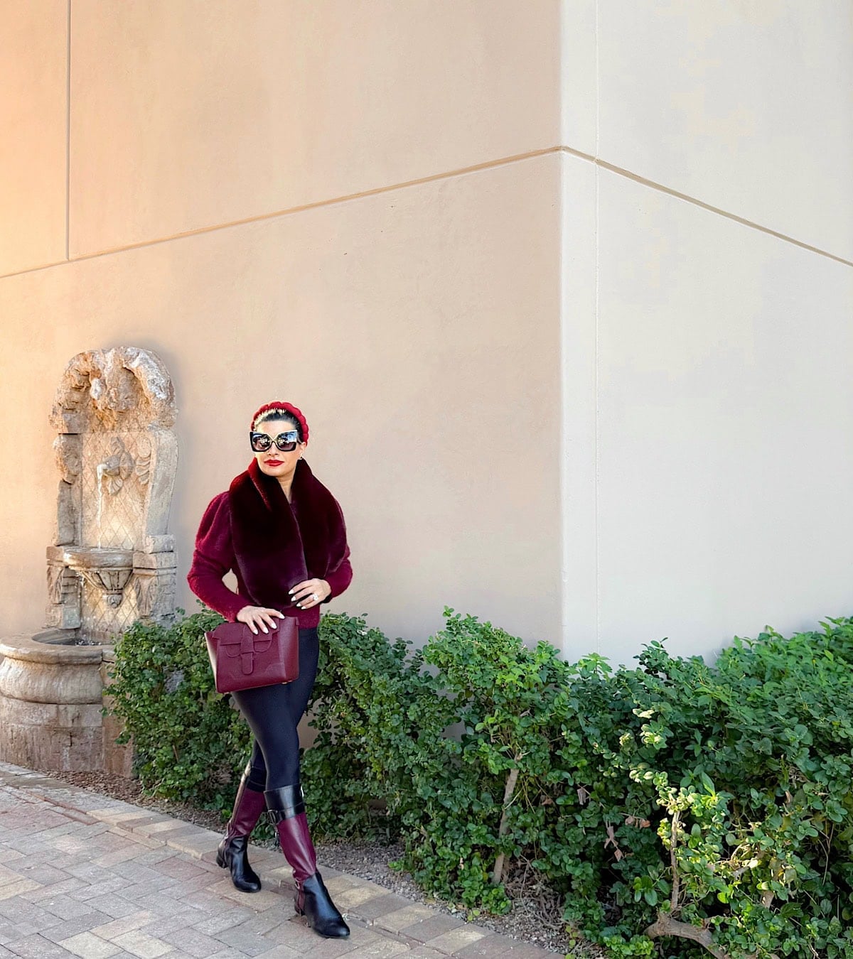 Burgundy Boots with Faux Fur Collar Burgundy Boots with Faux Fur Collar — Classy Burgundy Boots Outfit