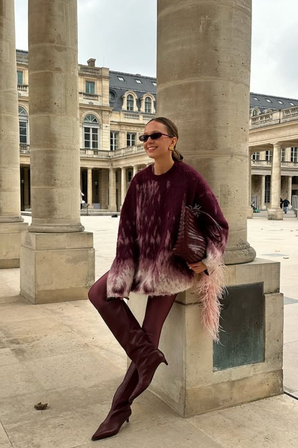 Ombre Sweater and Burgundy Pointed-Toe Boots Ombre Sweater and Burgundy Pointed-Toe Boots — Classy Burgundy Boots Outfit