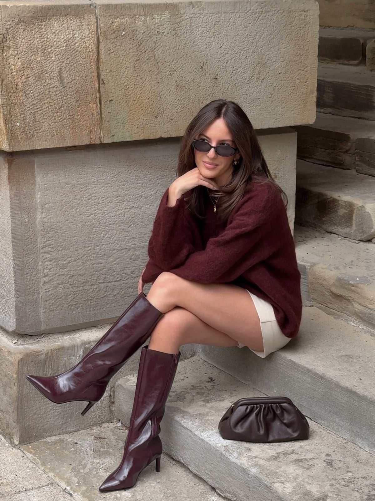 Chic Casual with Cream Sweater and Burgundy Boots Chic Casual with Cream Sweater and Burgundy Boots — Classy Burgundy Boots Outfit