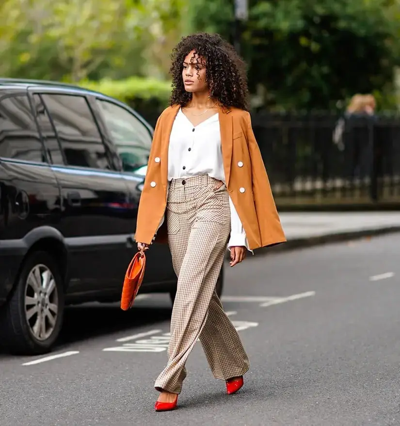Orange Blazer With Beige Wide-Leg Trousers Orange Blazer With Beige Wide-Leg Trousers — Classy Business Casual Outfits