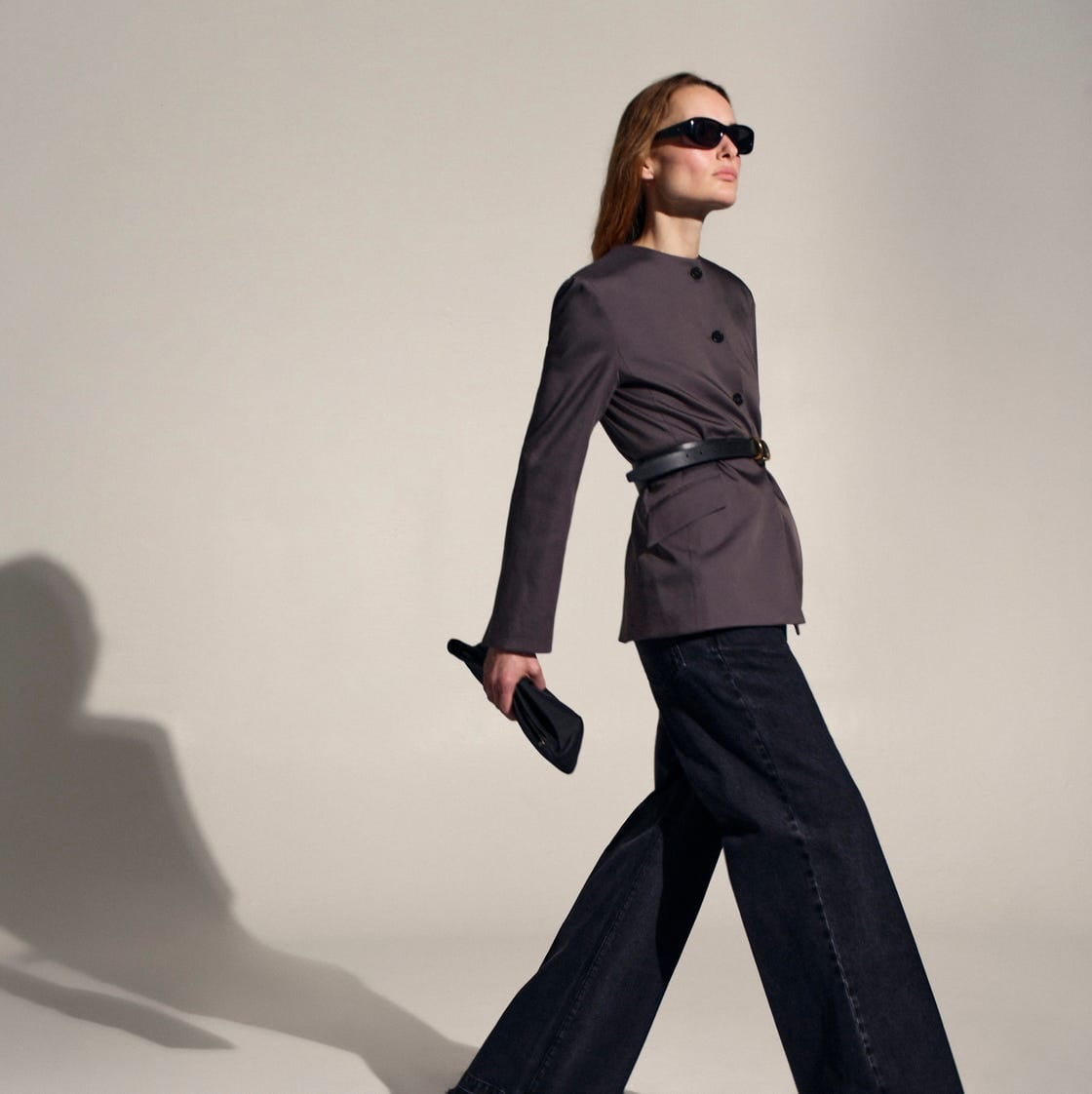 Gray Blazer With Dark Wide-Leg Jeans Gray Blazer With Dark Wide-Leg Jeans — Classy Business Casual Outfits