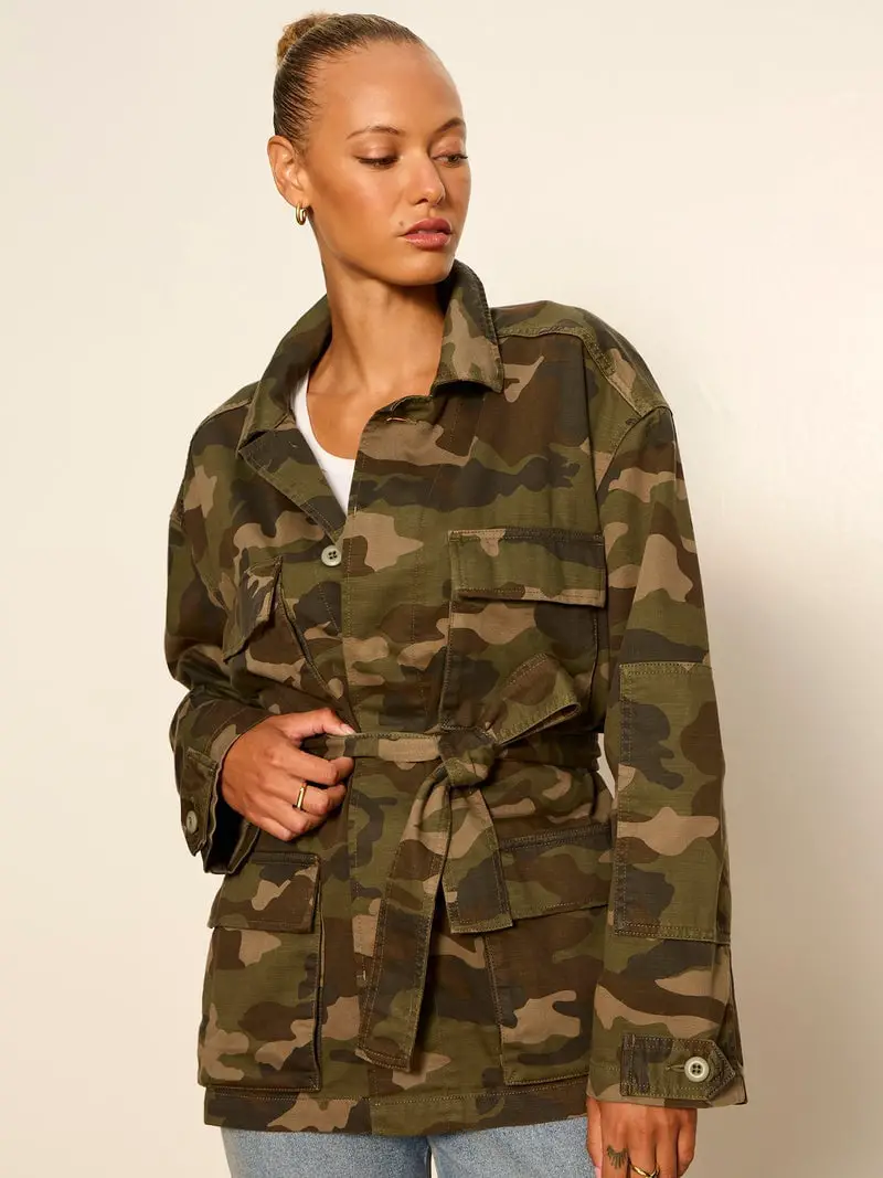 Oversized Belted Camo Cargo Jacket — Classy Camo Outfits
