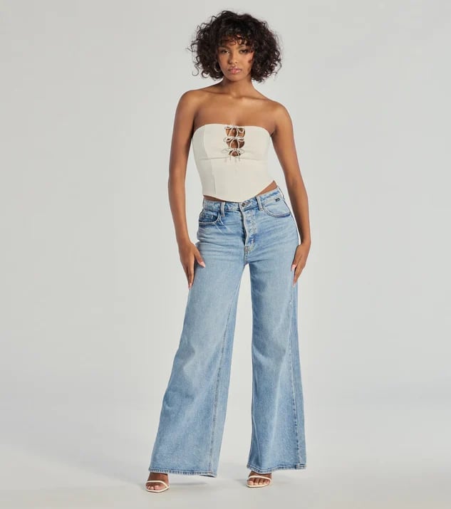 Light Blue Denim and Cream Corset Top Create a Chic Birthday Look Light Blue Denim and Cream Corset Top Create a Chic Birthday Look — Classy Casual Birthday Outfit