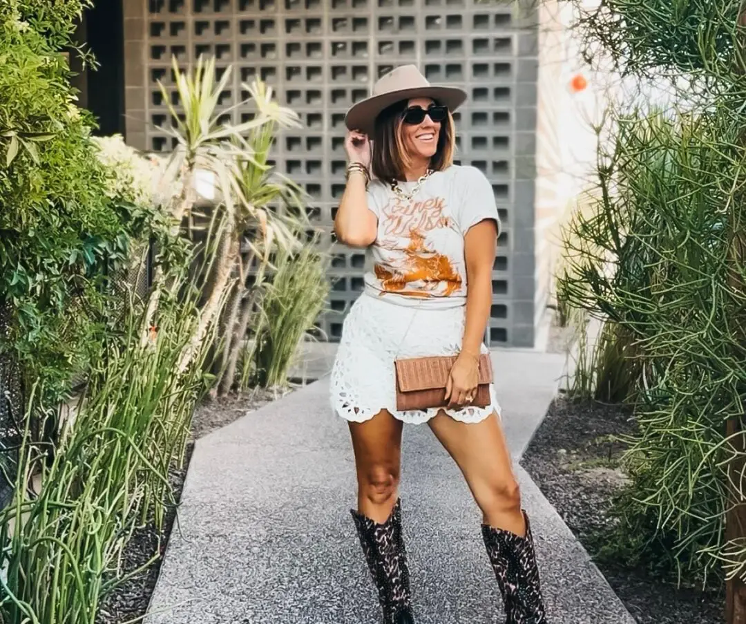 Crochet Mini Dress and Straw Hat Crochet Mini Dress and Straw Hat — Classy Casual Concert Outfit