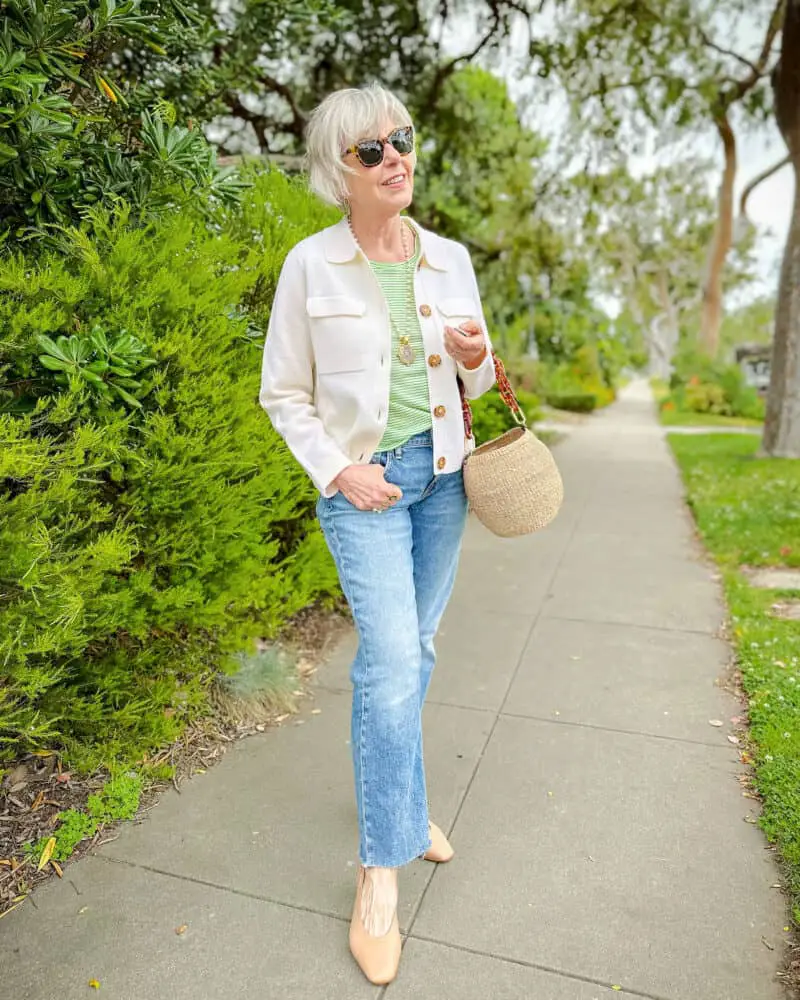 Straight Leg Jeans with a White Collared Jacket — Classy Casual Jeans Outfit