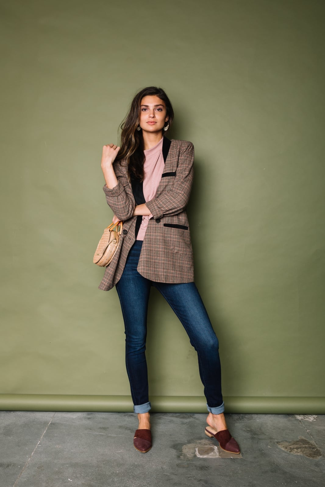 Brown Plaid Blazer With Pink Sweater And Skinny Jeans — Classy Casual Outfits