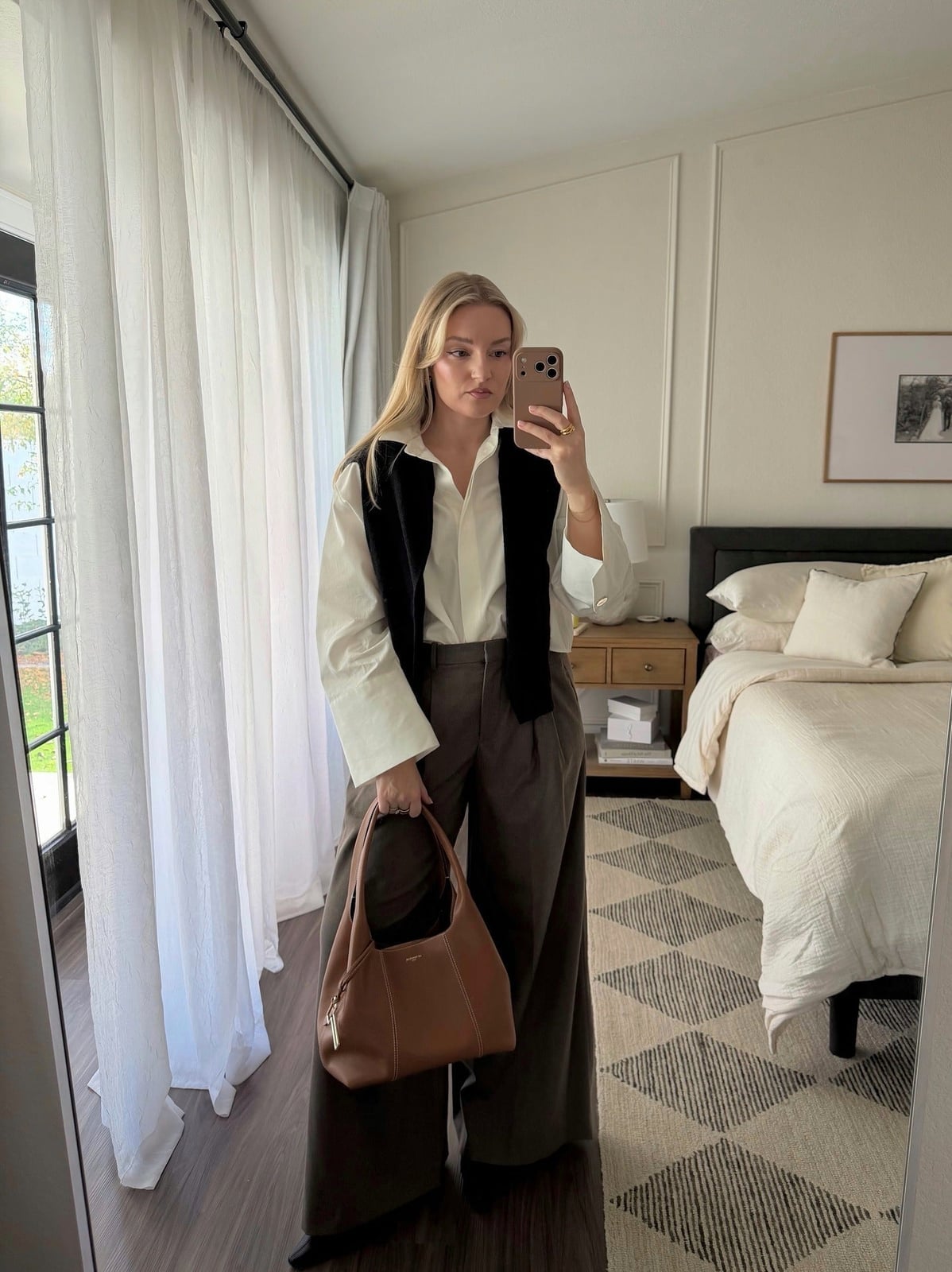 Wide-leg Brown Trousers with a Black Vest for Elegant Workwear Wide-leg Brown Trousers with a Black Vest for Elegant Workwear — Classy Comfy Outfits