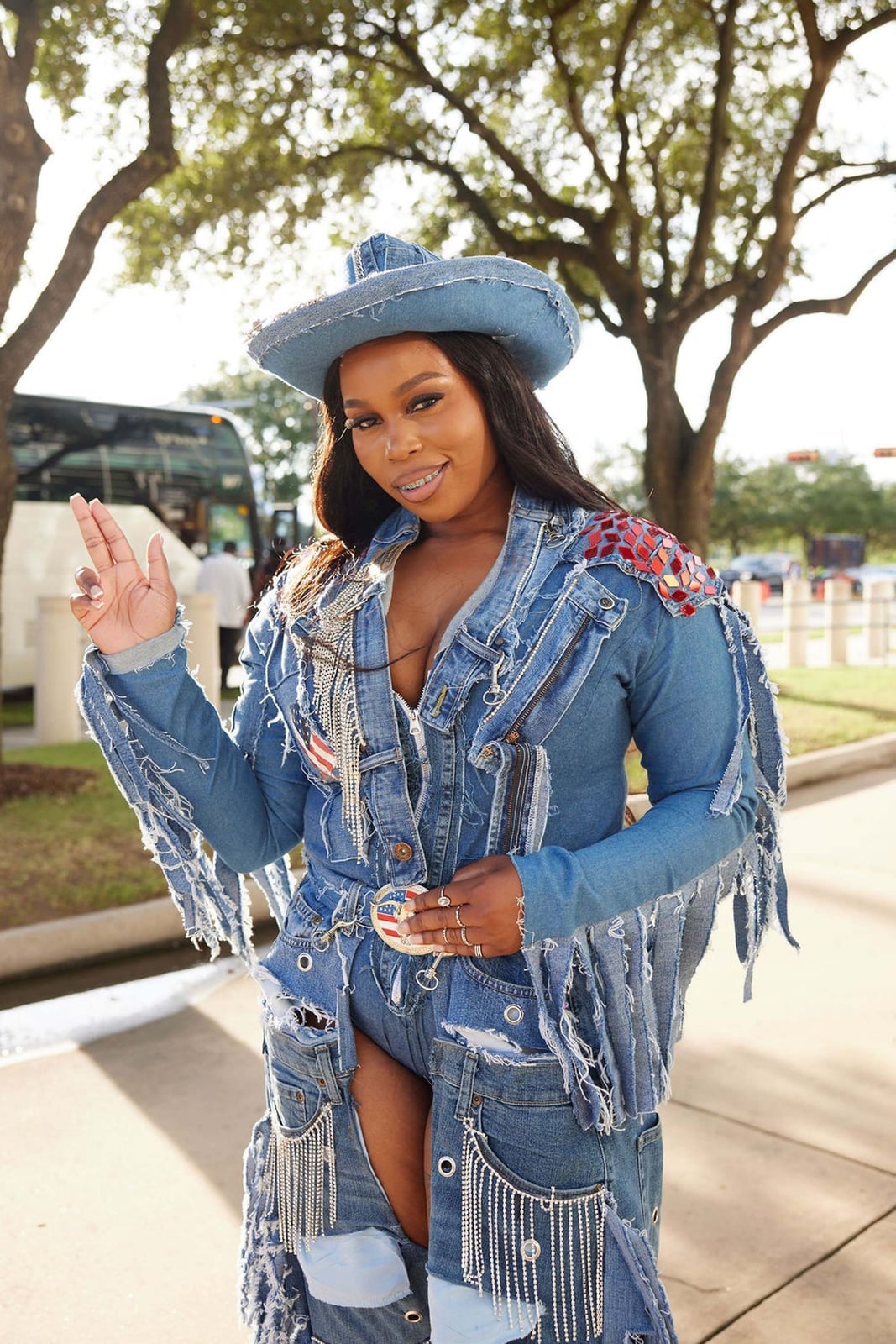 Embellished Denim Jacket With Fringe And Rhinestones Embellished Denim Jacket With Fringe And Rhinestones — Classy Concert Outfits
