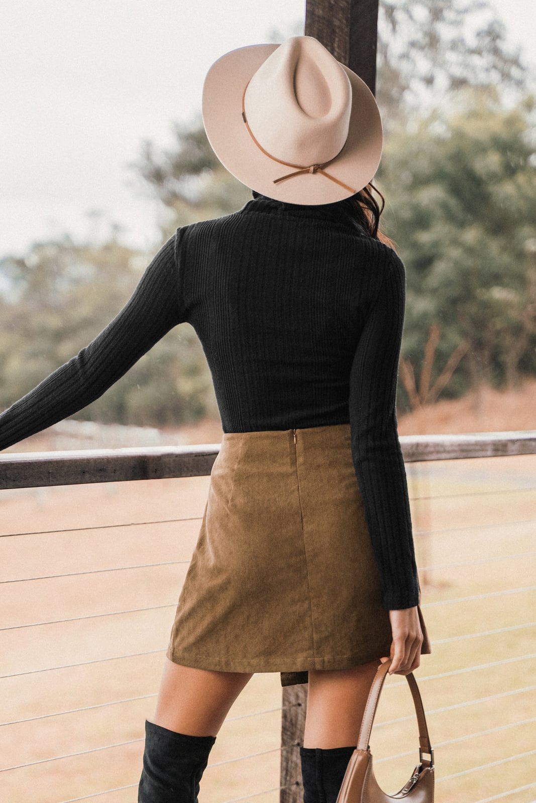Brown Corduroy Mini Skirt with a Black Turtleneck Brown Corduroy Mini Skirt with a Black Turtleneck — Classy Corduroy Skirt Outfit