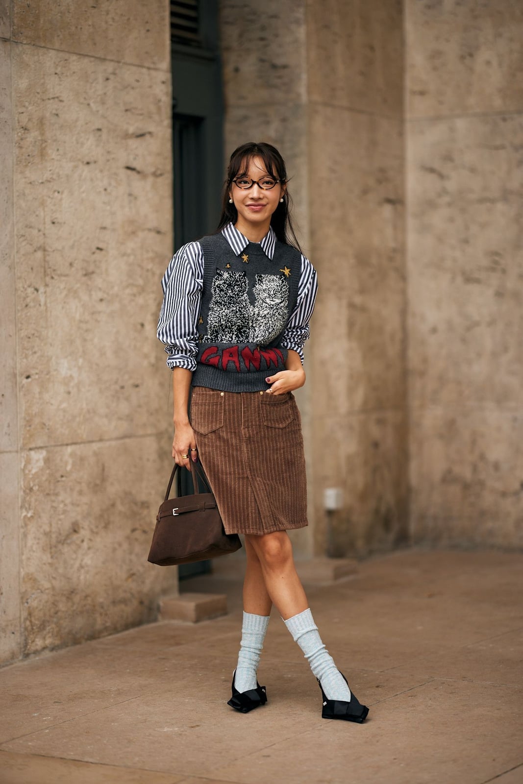 Fitted Brown Corduroy Skirt with Striped Shirt Fitted Brown Corduroy Skirt with Striped Shirt — Classy Corduroy Skirt Outfit