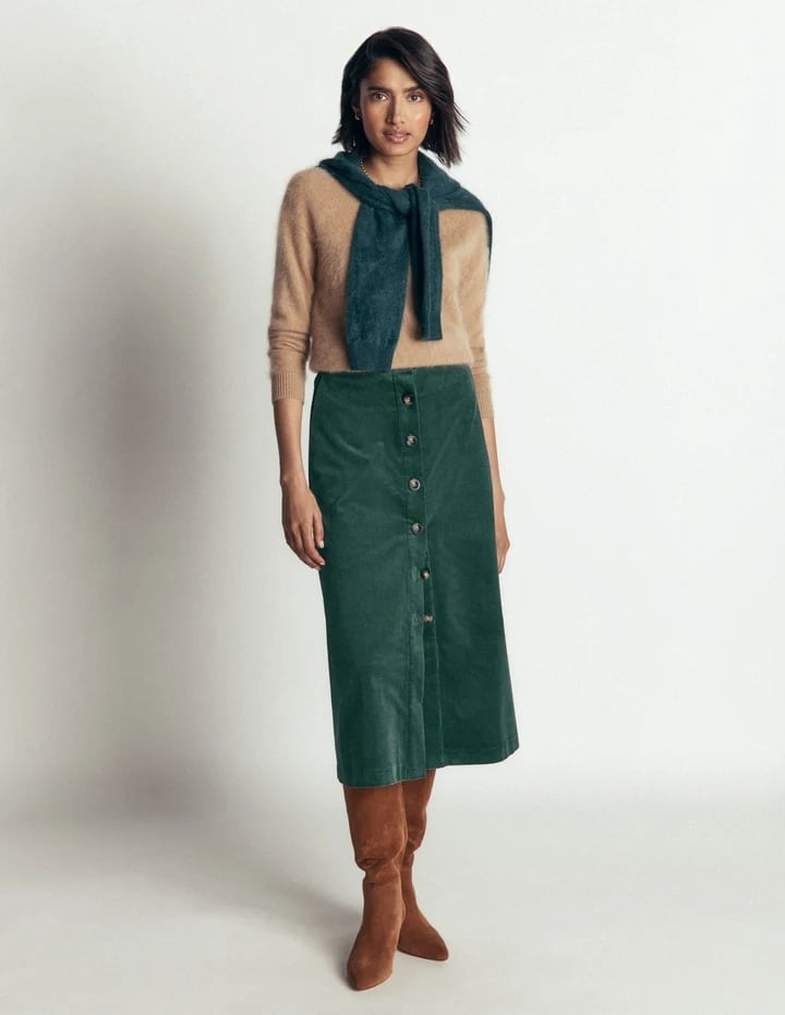 Green Corduroy Midi Skirt with a Tan Sweater and Scarf Green Corduroy Midi Skirt with a Tan Sweater and Scarf — Classy Corduroy Skirt Outfit