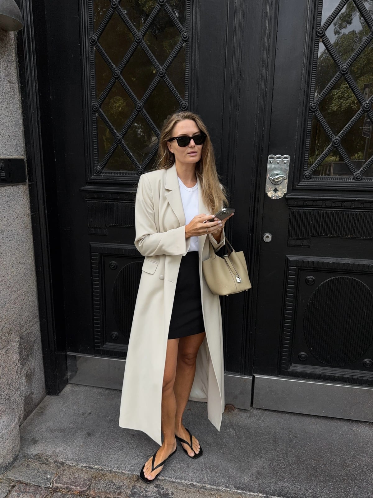 Long Cream Coat Over Mini Skirt Long Cream Coat Over Mini Skirt — Classy Cream Outfits